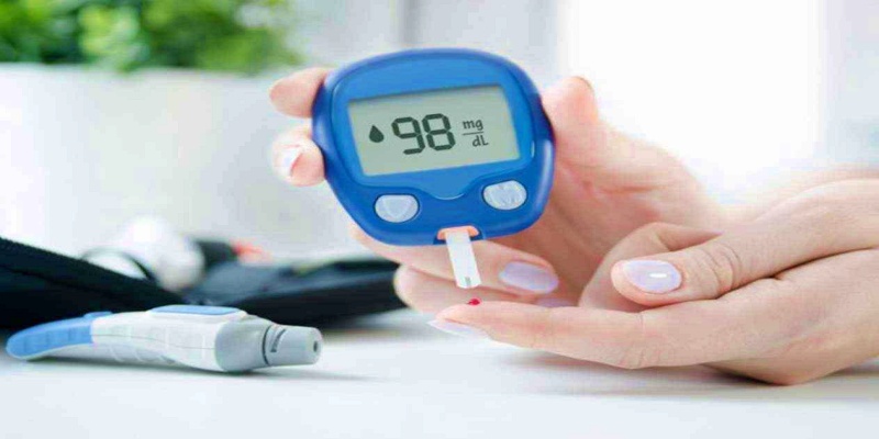 Control blood glucose monitoring