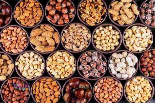 Nuts are a prohibited food for kidney patients