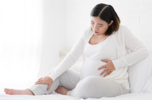 How does fibromyalgia affect pregnant women?