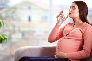 Methods of preventing dehydration during pregnancy