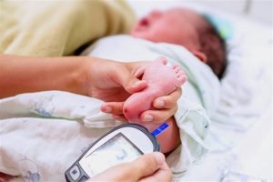Diagnosis of hypoglycemia in infants