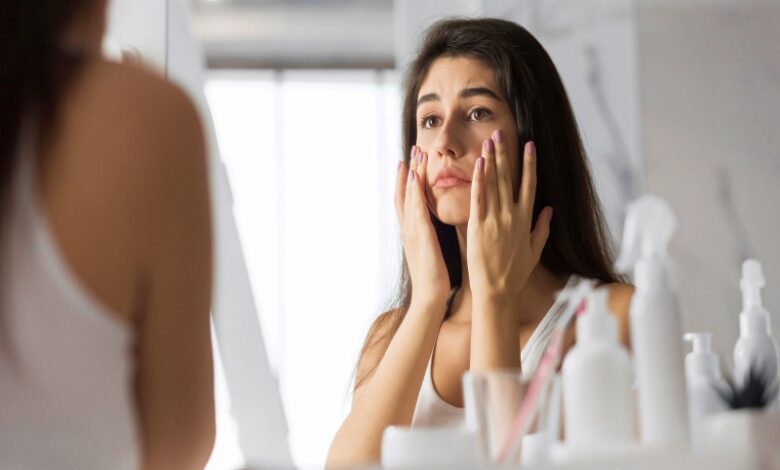 Five Signs Vitamin Deficient face
