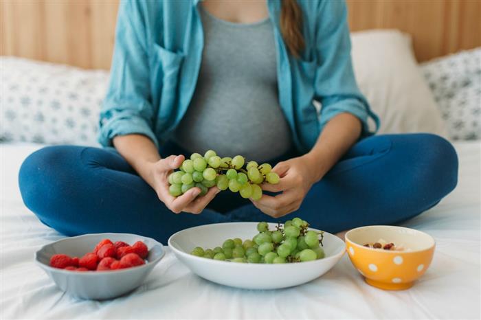 أنواع من الفاكهة تزيد الوزن بشكل سريع أثناء الحمل